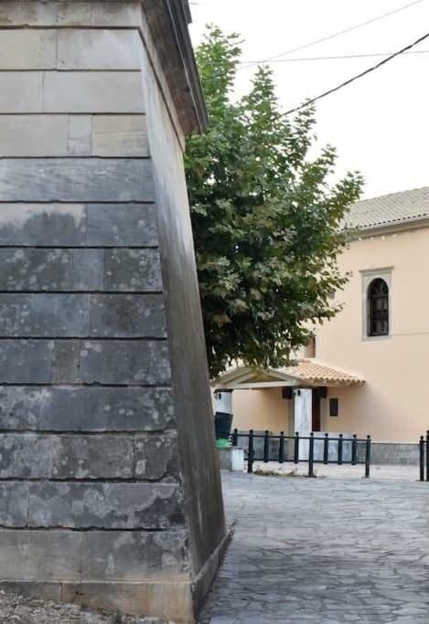 Giannoylas Hoyse{Pigadi Ágios Matthaíos Exterior foto